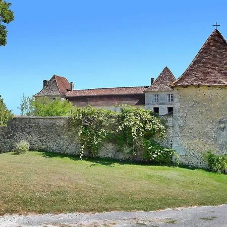 Holiday home Le Chateau De La Richardie