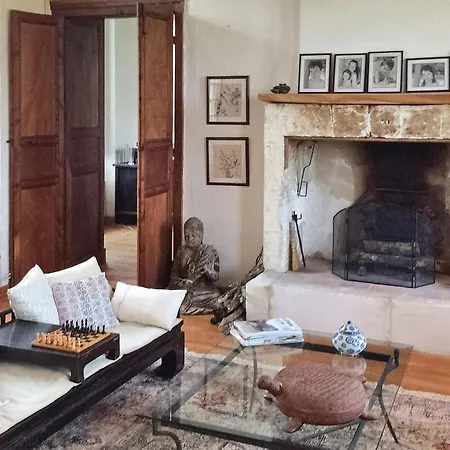 Holiday home Le Chateau De La Richardie Verteillac